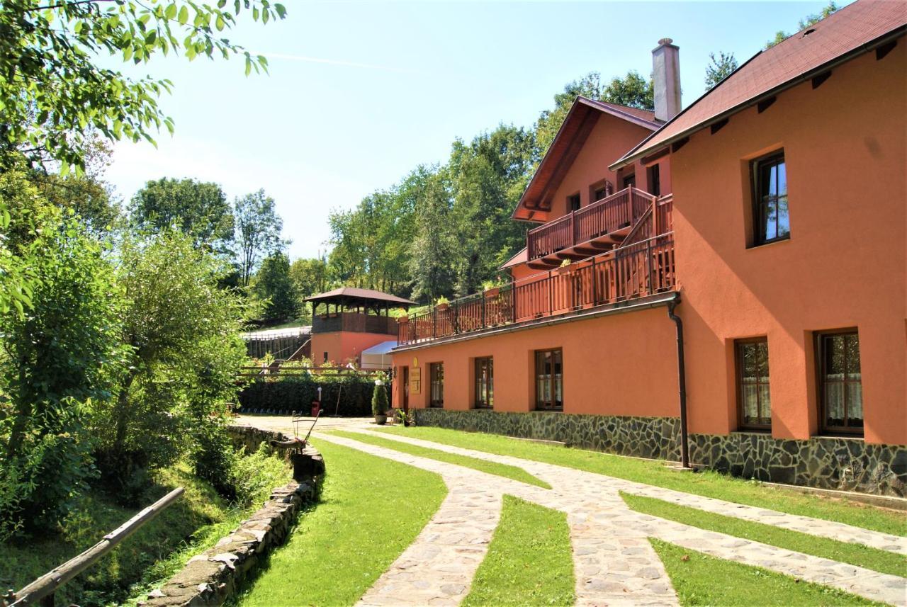 Penzion Liskuv Mlyn Milesov Exterior foto